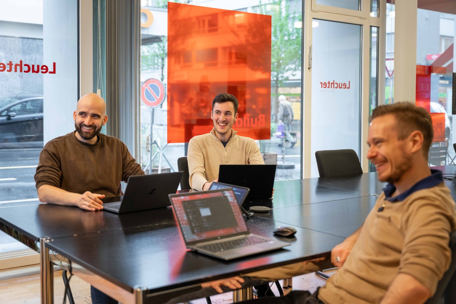 25-0021_LYSC_151_144dpi