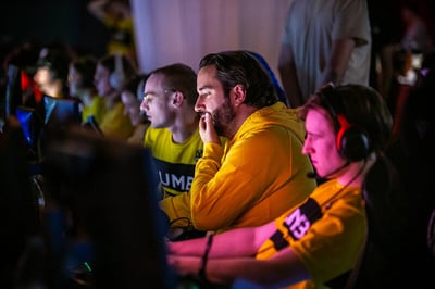 Lock and Load - Gamer am spielen