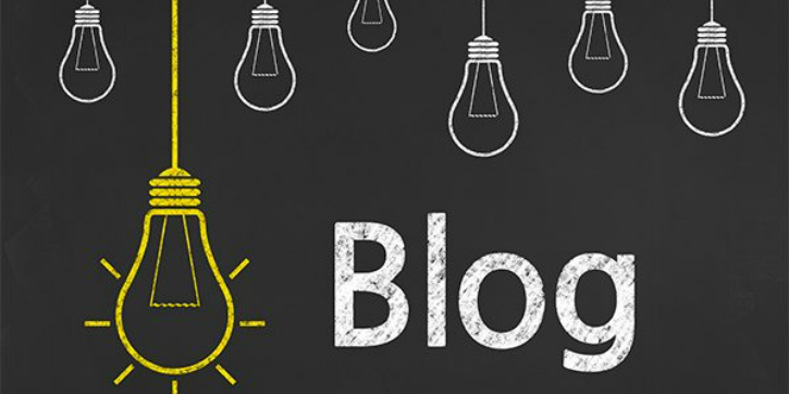 Blog mit Glühbirnen