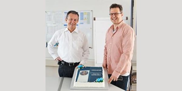 Leuchter-gratuliert-schurter