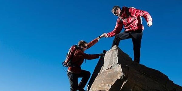 Together to the Top - Aufstieg Berg